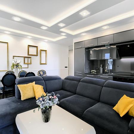 About Art Apartments - Sikorskiego Wroclaw Bagian luar foto